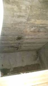 台南善化區出租套房浴室天花板漏水都出現鐘乳石了1